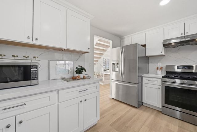 7252 Martwood Way, San Jose, CA 95120