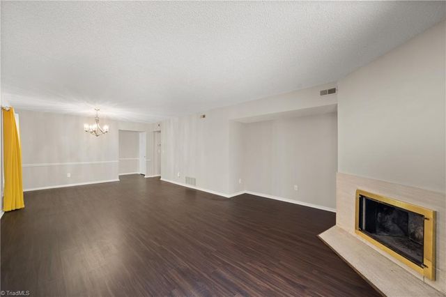 3959 Valley Court F, Winston-salem, NC 27106