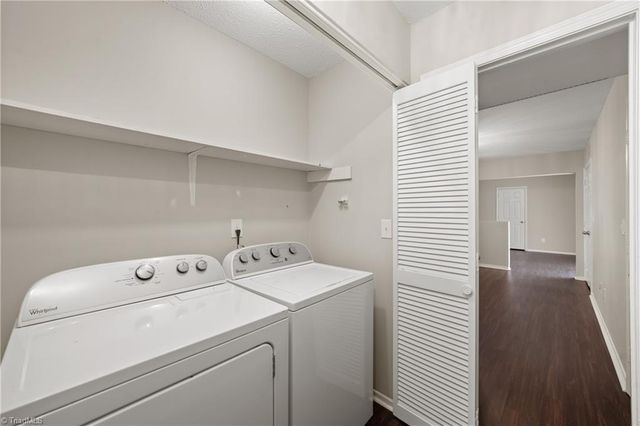 3959 Valley Court F, Winston-salem, NC 27106