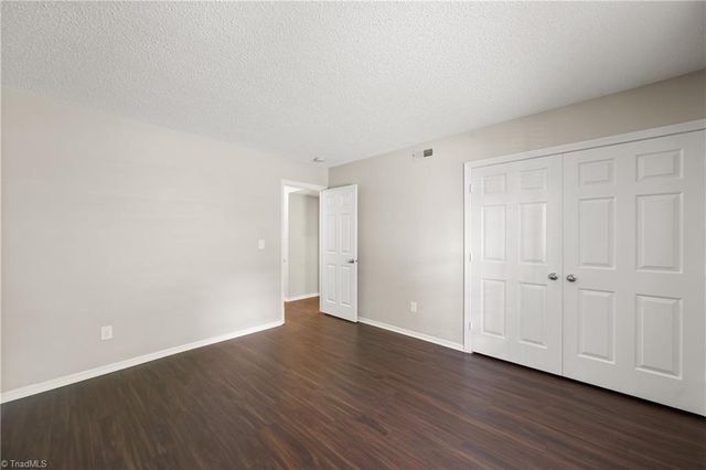 3959 Valley Court F, Winston-salem, NC 27106