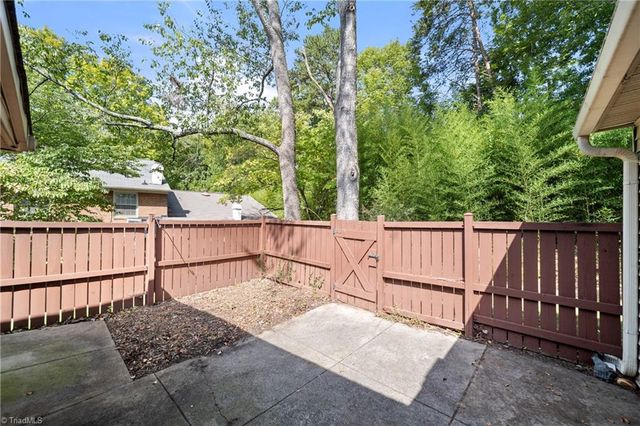3959 Valley Court F, Winston-salem, NC 27106