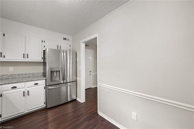 3959 Valley Court F, Winston-salem, NC 27106