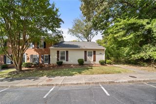 3959 Valley Court F, Winston-salem, NC 27106