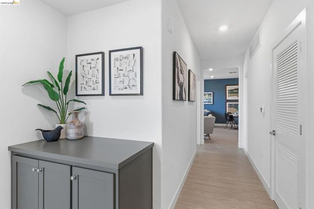 500 Somi CT 209, Hayward, CA 94544