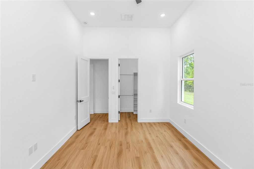 Image 20 of property listing at 19536 MARDI GRAS STREET, Orlando, FL 32833