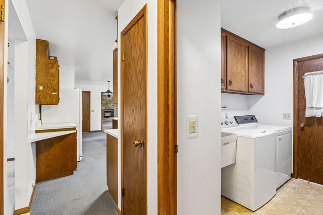 685 Oak DRIVE, Jefferson, WI 53549