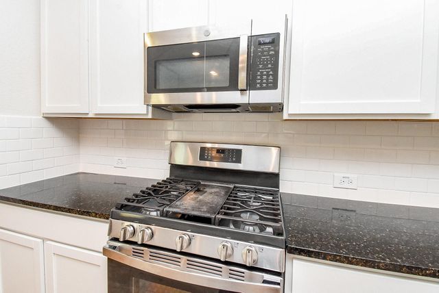 3105 Waxwing Drive, Brookshire, TX 77423