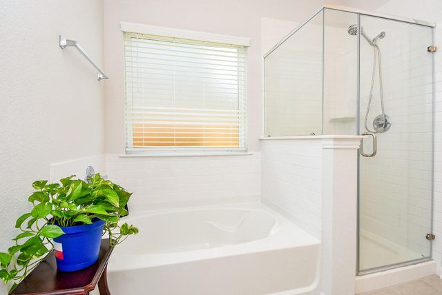 3105 Waxwing Drive, Brookshire, TX 77423