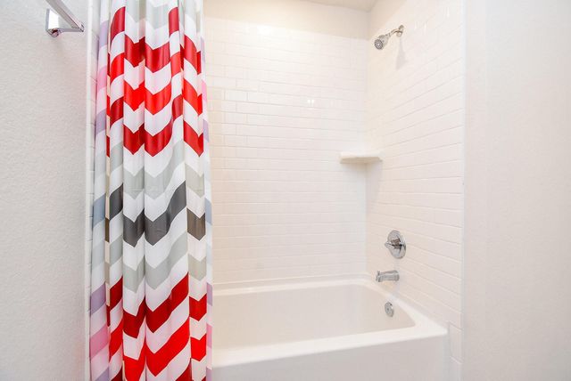 3105 Waxwing Drive, Brookshire, TX 77423