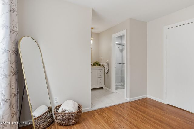 19 Colonial Court, Howell, NJ 07731