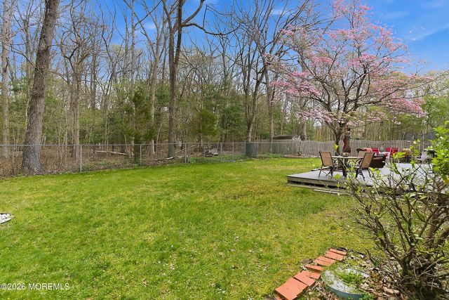 19 Colonial Court, Howell, NJ 07731