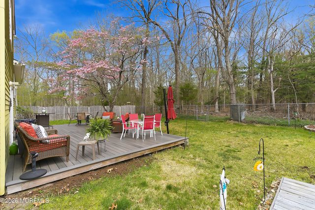 19 Colonial Court, Howell, NJ 07731