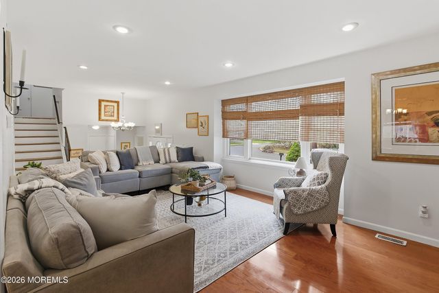 19 Colonial Court, Howell, NJ 07731