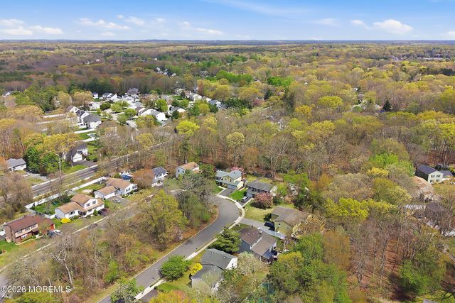 19 Colonial Court, Howell, NJ 07731