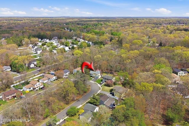 19 Colonial Court, Howell, NJ 07731