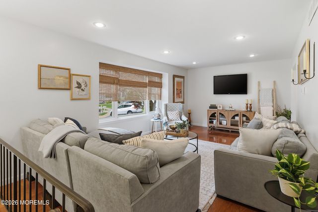 19 Colonial Court, Howell, NJ 07731