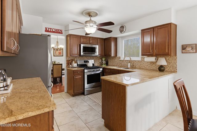 19 Colonial Court, Howell, NJ 07731