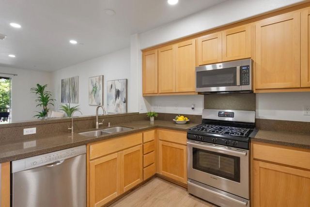 691 N Capitol Avenue 4, San Jose, CA 95133