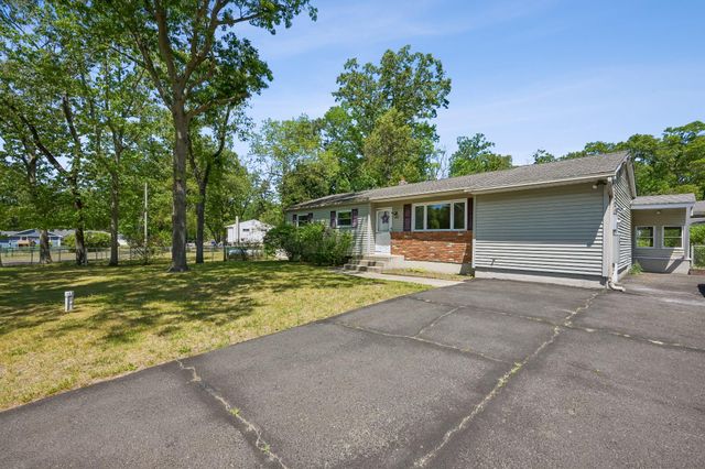 509 VIRGINIA DR, Browns Mills, NJ 08015