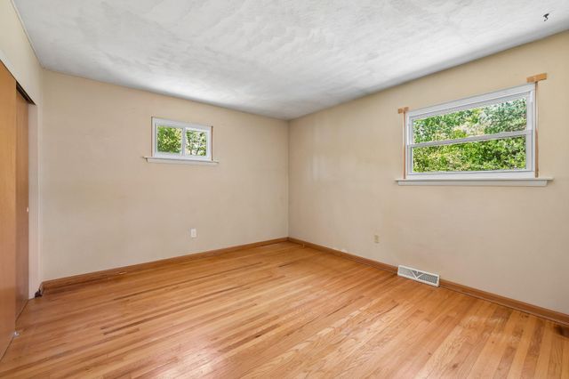 509 VIRGINIA DR, Browns Mills, NJ 08015