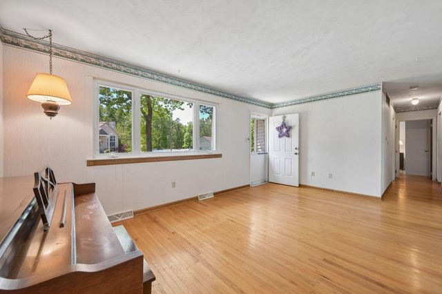 509 VIRGINIA DR, Browns Mills, NJ 08015