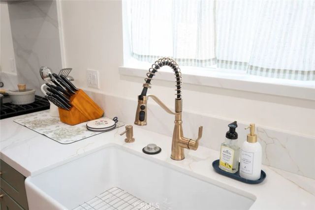 613 W Olive, Monrovia, CA 91016