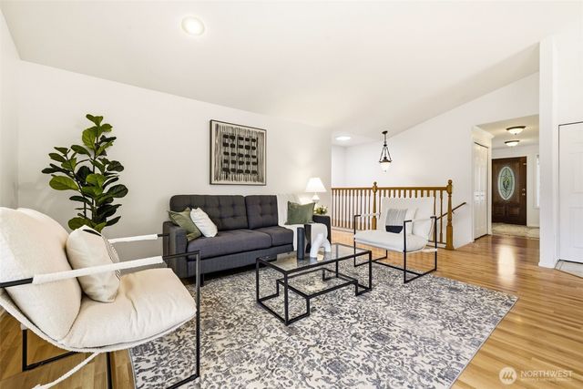 5022 136th Street SE, Snohomish, WA 98296