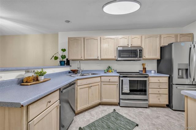 5242 W 68th Avenue, Arvada, CO 80003
