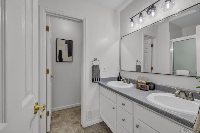 5242 W 68th Avenue, Arvada, CO 80003