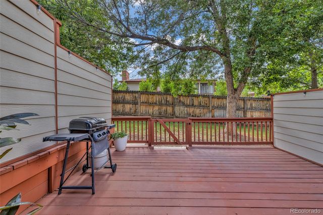 5242 W 68th Avenue, Arvada, CO 80003