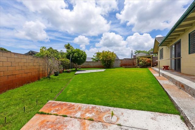 95-237 Kaopua Loop, Mililani, HI 96789