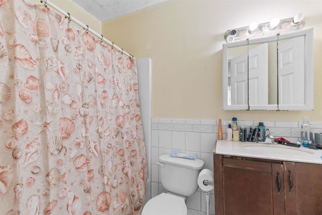 404 Davenport Rd., Mullins, SC 29574