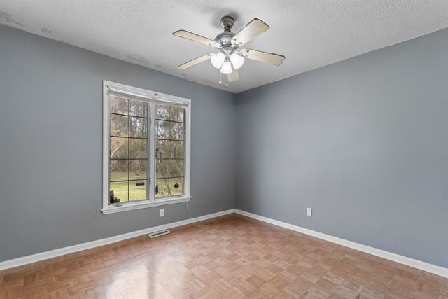 404 Davenport Rd., Mullins, SC 29574