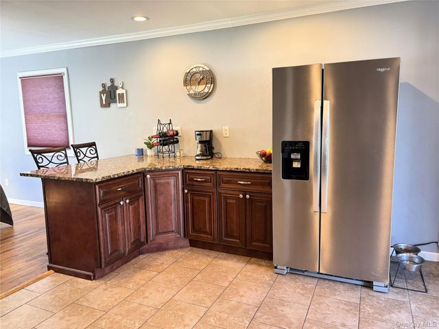 23 Kime Avenue, North Babylon, NY 11703