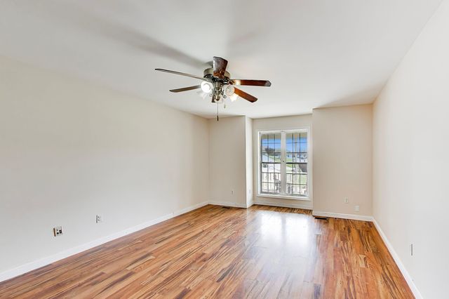 766 Wigeon Court, Valparaiso, IN 46385