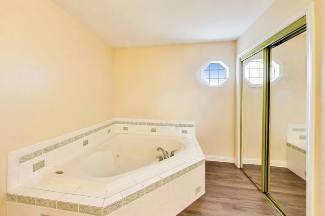 766 Wigeon Court, Valparaiso, IN 46385