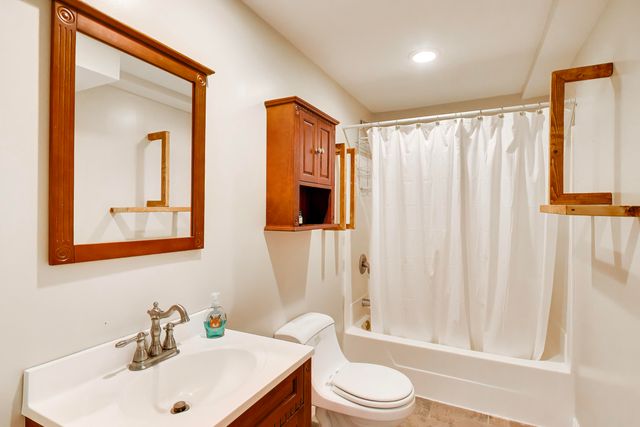 766 Wigeon Court, Valparaiso, IN 46385