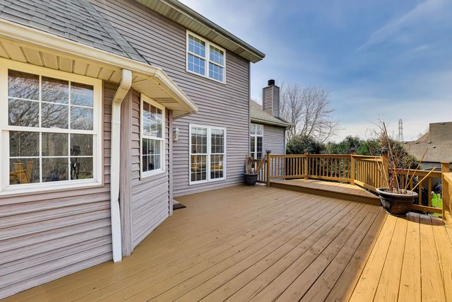 766 Wigeon Court, Valparaiso, IN 46385