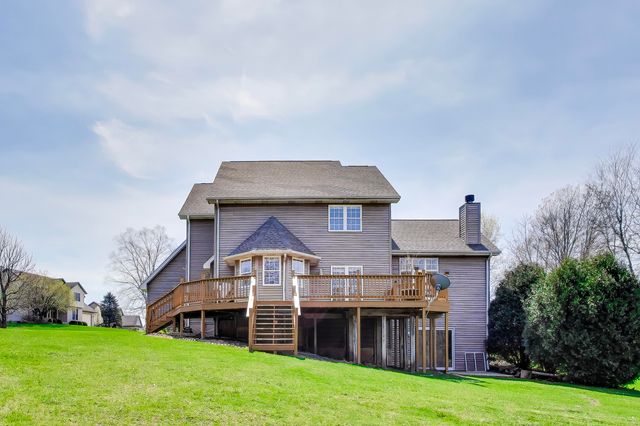 766 Wigeon Court, Valparaiso, IN 46385