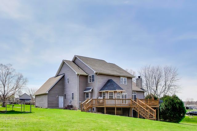 766 Wigeon Court, Valparaiso, IN 46385