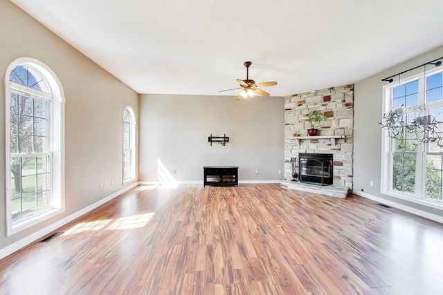 766 Wigeon Court, Valparaiso, IN 46385