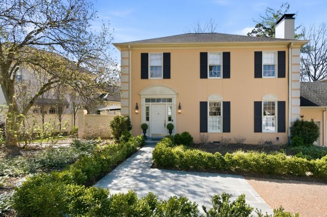 3721 Auburn Ln, Nashville, TN 37215