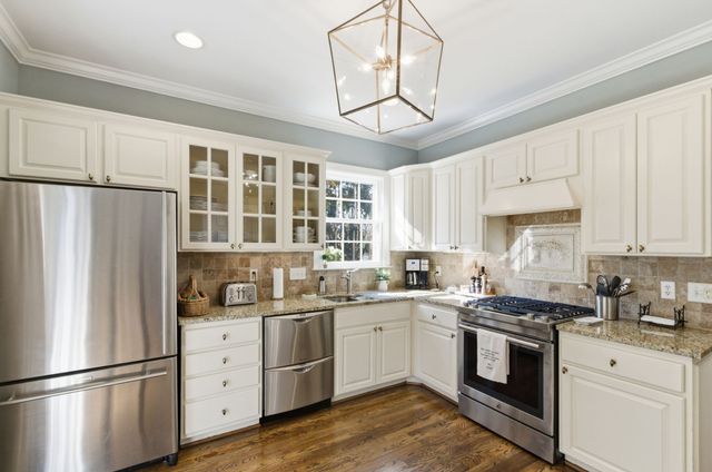 3721 Auburn Ln, Nashville, TN 37215