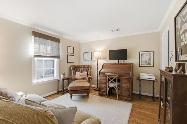 3721 Auburn Ln, Nashville, TN 37215