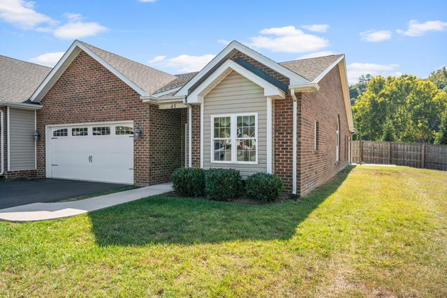 45 Brookfield CT, Roanoke, VA 24012