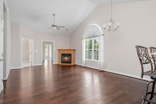 45 Brookfield CT, Roanoke, VA 24012