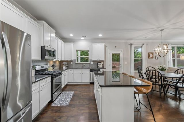 2486 Loughridge Drive, Buford, GA 30519