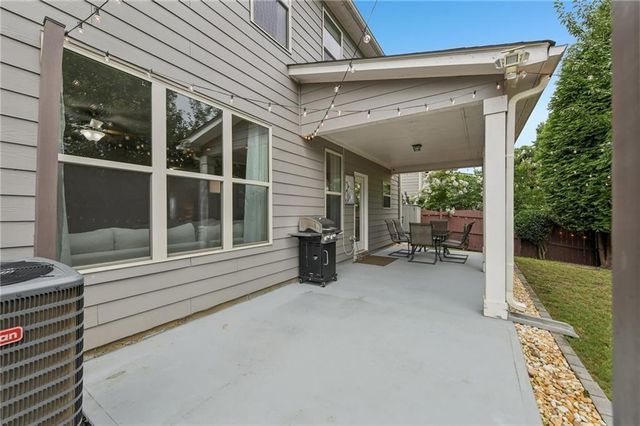 2486 Loughridge Drive, Buford, GA 30519