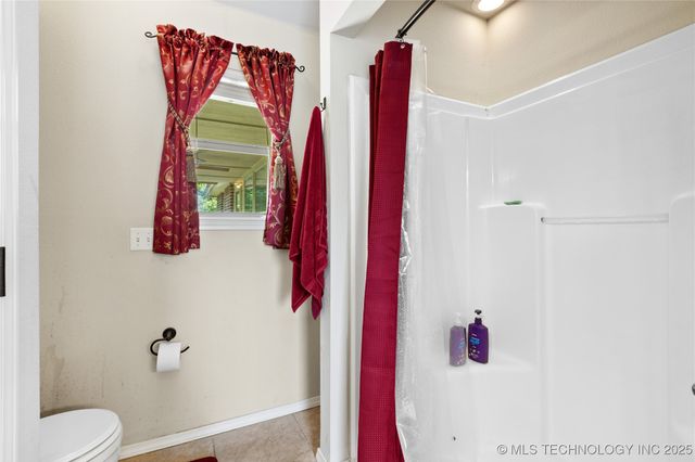 2207 Pecan Chase Circle, Claremore, OK 74017