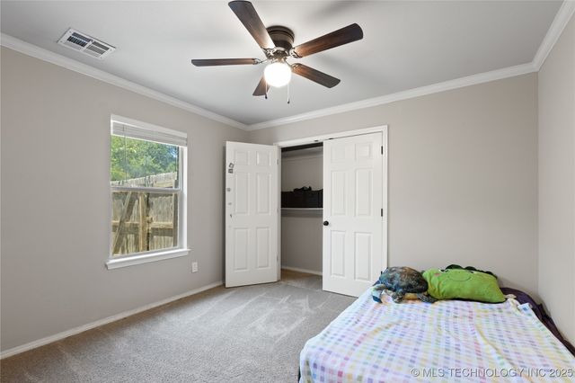 2207 Pecan Chase Circle, Claremore, OK 74017
